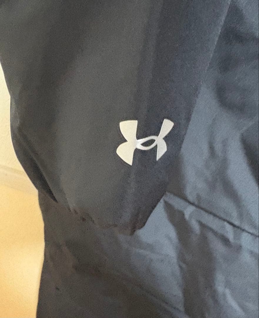 Under Armour ブラック ロングコートアンダーアーマー Lサイズ　女性