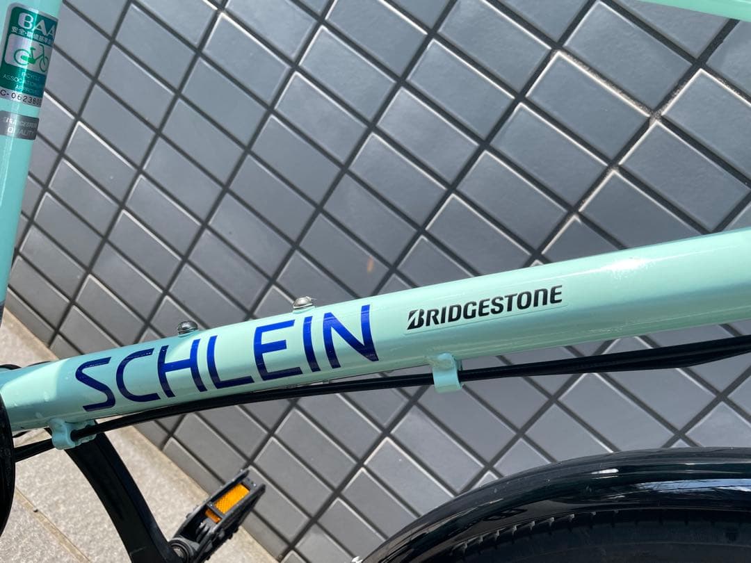 kirarin 　美品　SCHLEIN ミストグリーン 自転車 24インチ