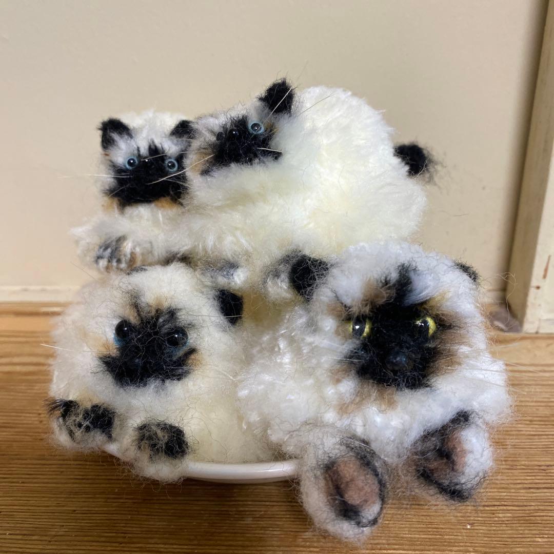 ハンドメイド ほぼ毛糸 猫 盛り^ ^