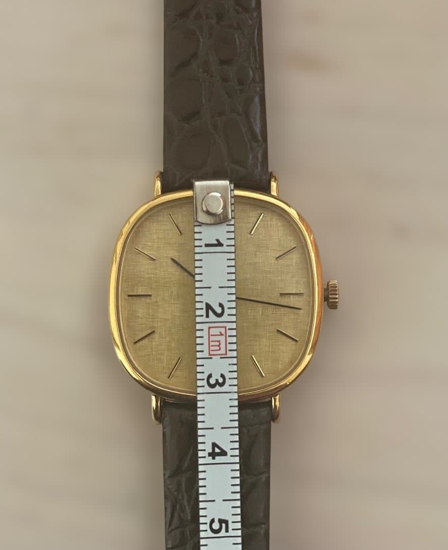 L*o様 LONGINES スクエア型時計 ゴールド