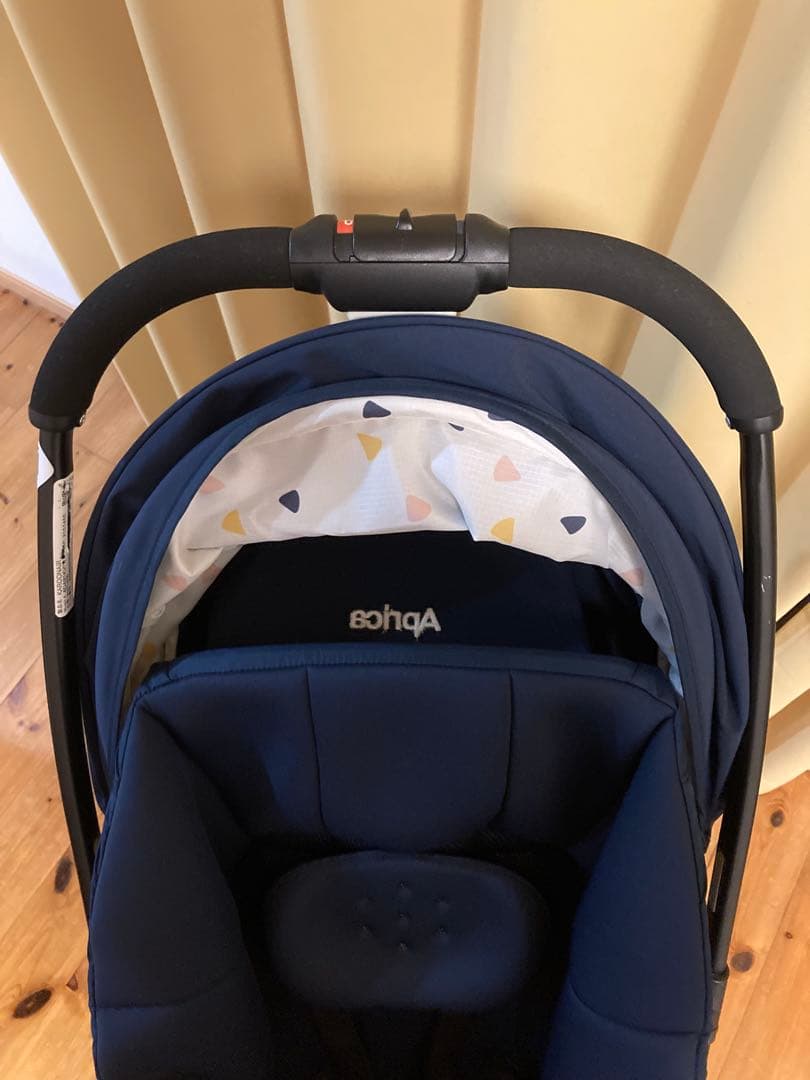 【おまけ付き】Aprica カルーンエアー　メッシュ AB型　ネイビー