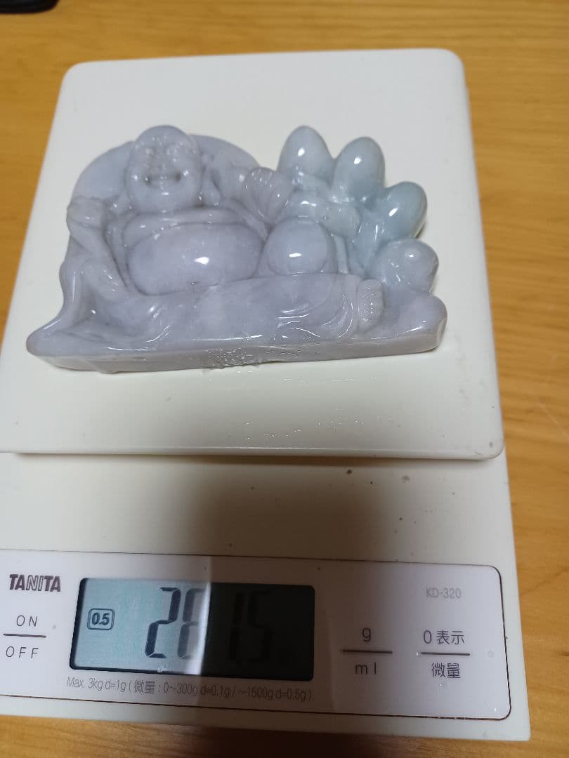⭐翡翠の布袋様の置物⭐