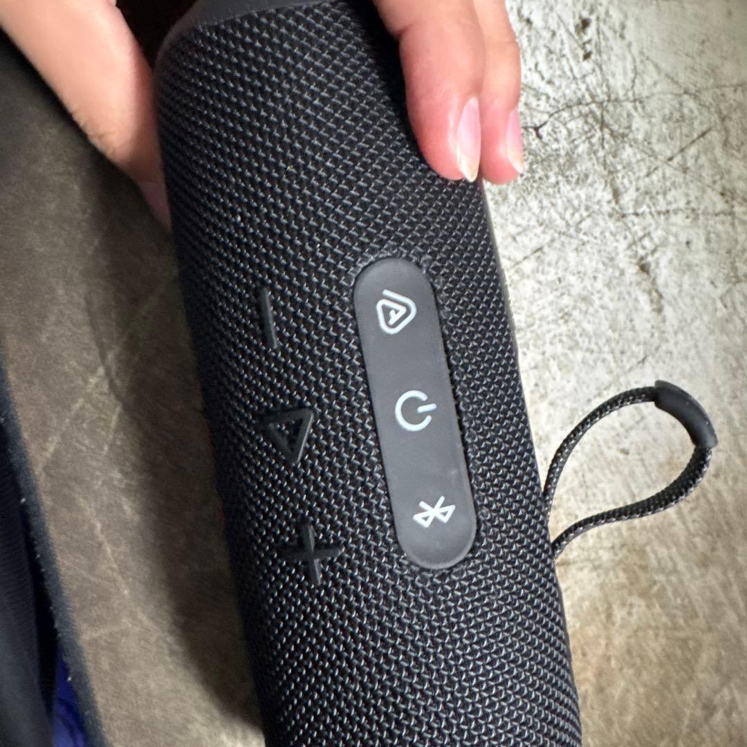 た*と様 JBL Flip 7 中古品本体のみ