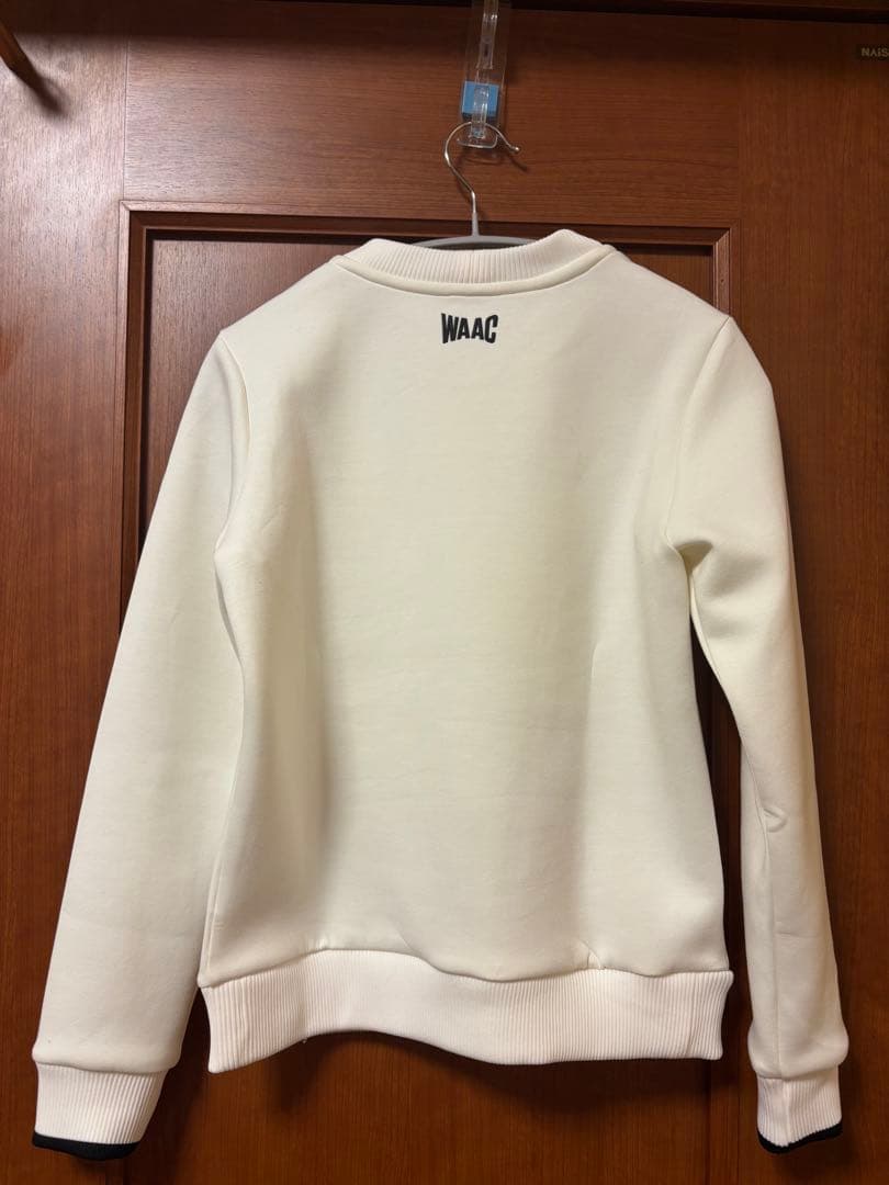 【美品】WAAC レディース　ホワイト クルーネックトレーナー