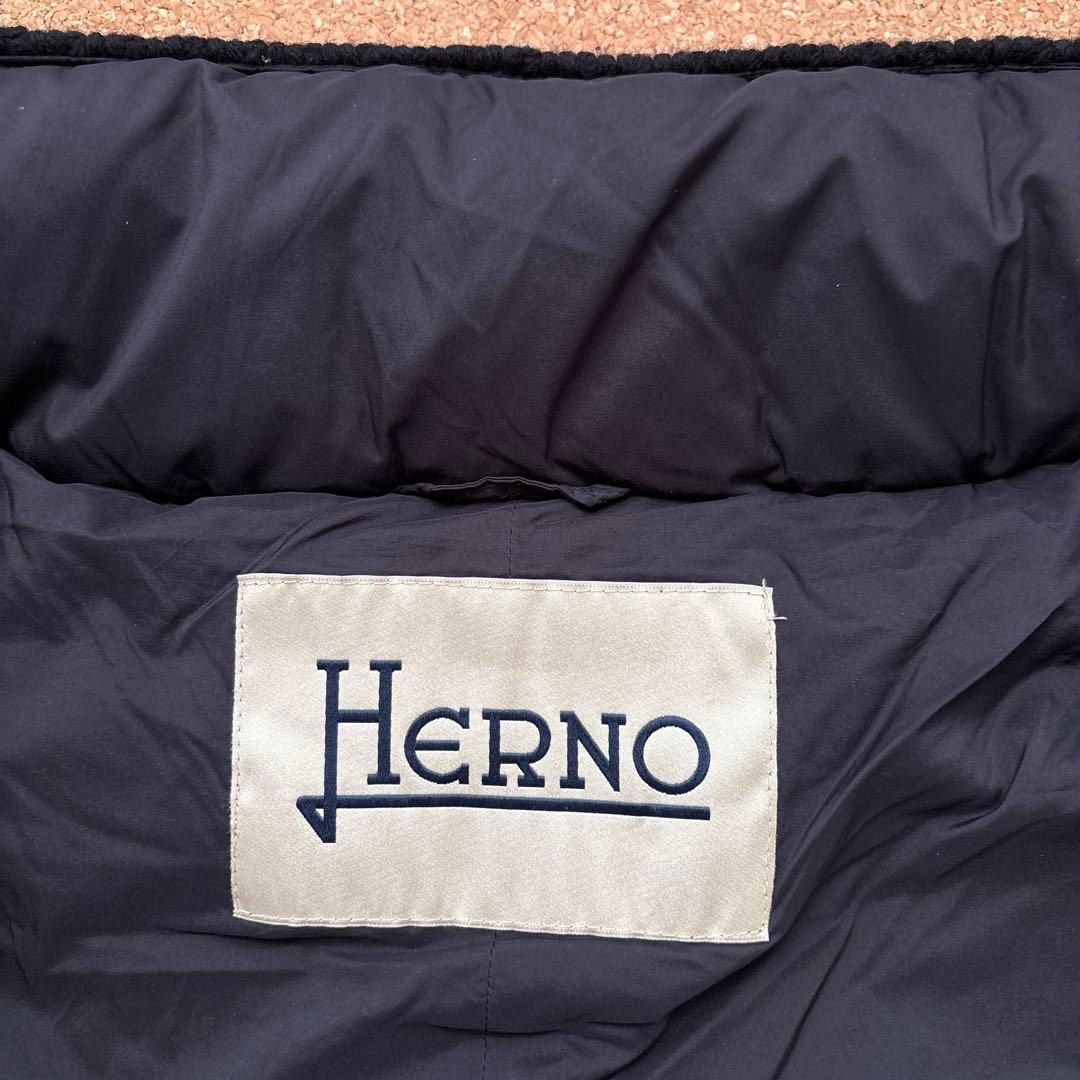 美品 ヘルノ HERNO 背中ウール切替 ダウンコート 44 ブラック