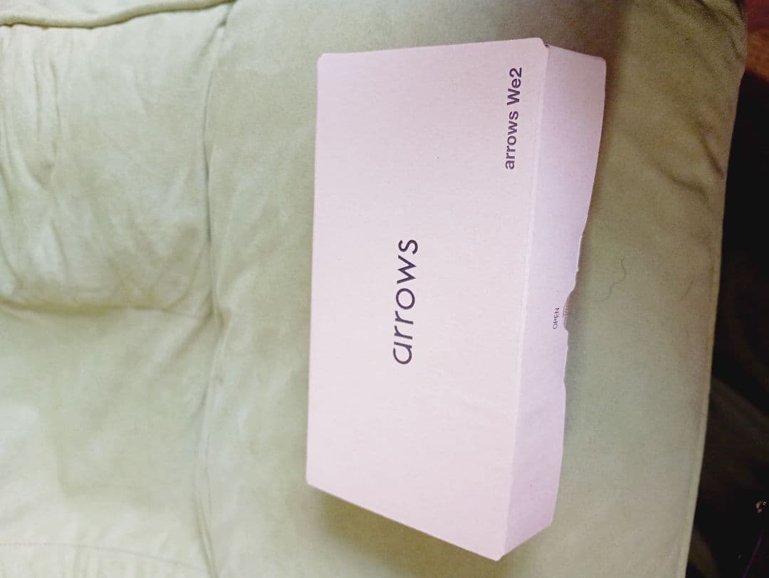 Arrows We2 FCG02 128GB　FREE SIM