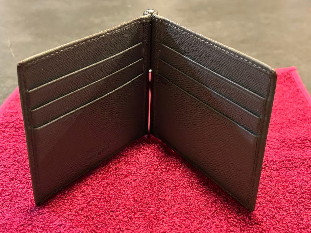 松本宝飾　PRADA グレー マネークリップ