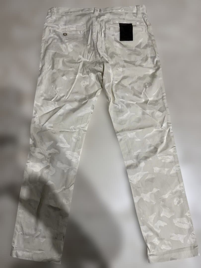 マークアンドロナポロシャツ2枚と白スカル迷彩パンツ1枚の3点セット