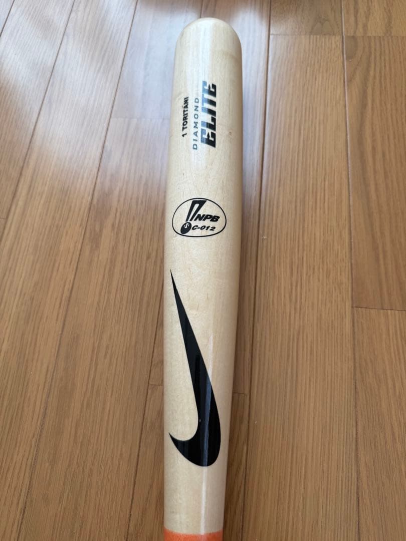 鳥谷敬選手 サイン入り木製バット NIKE