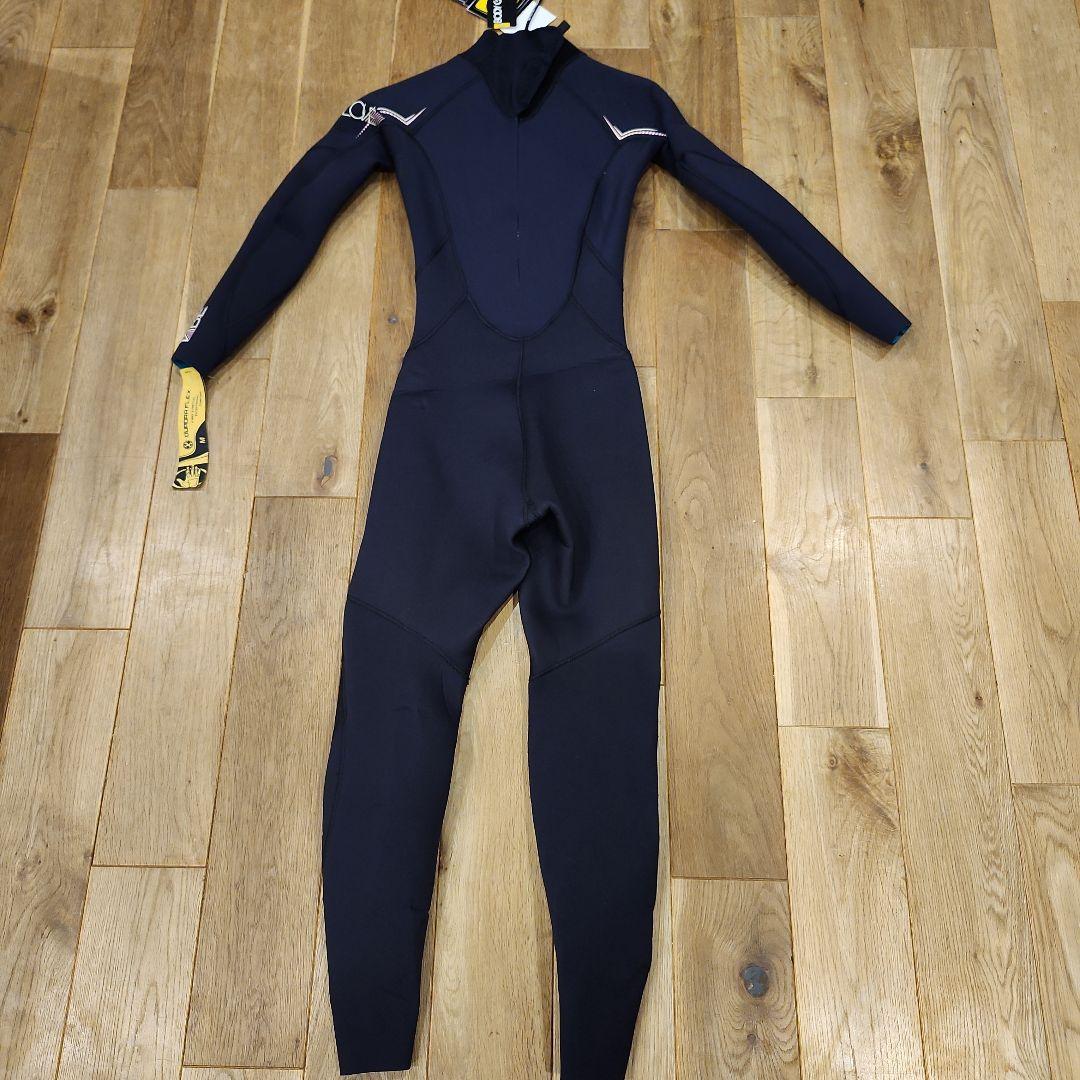 新品✨ボディグローブ　レディースM　フルスーツ 3/3mm ウェットスーツ