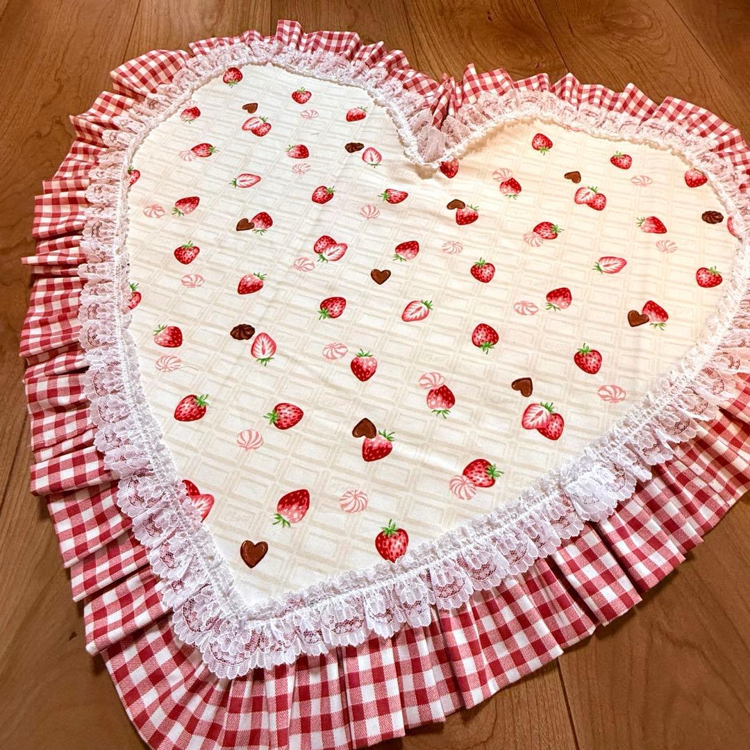カフェマット　ハート　いちごチョコ　ハンドメイド