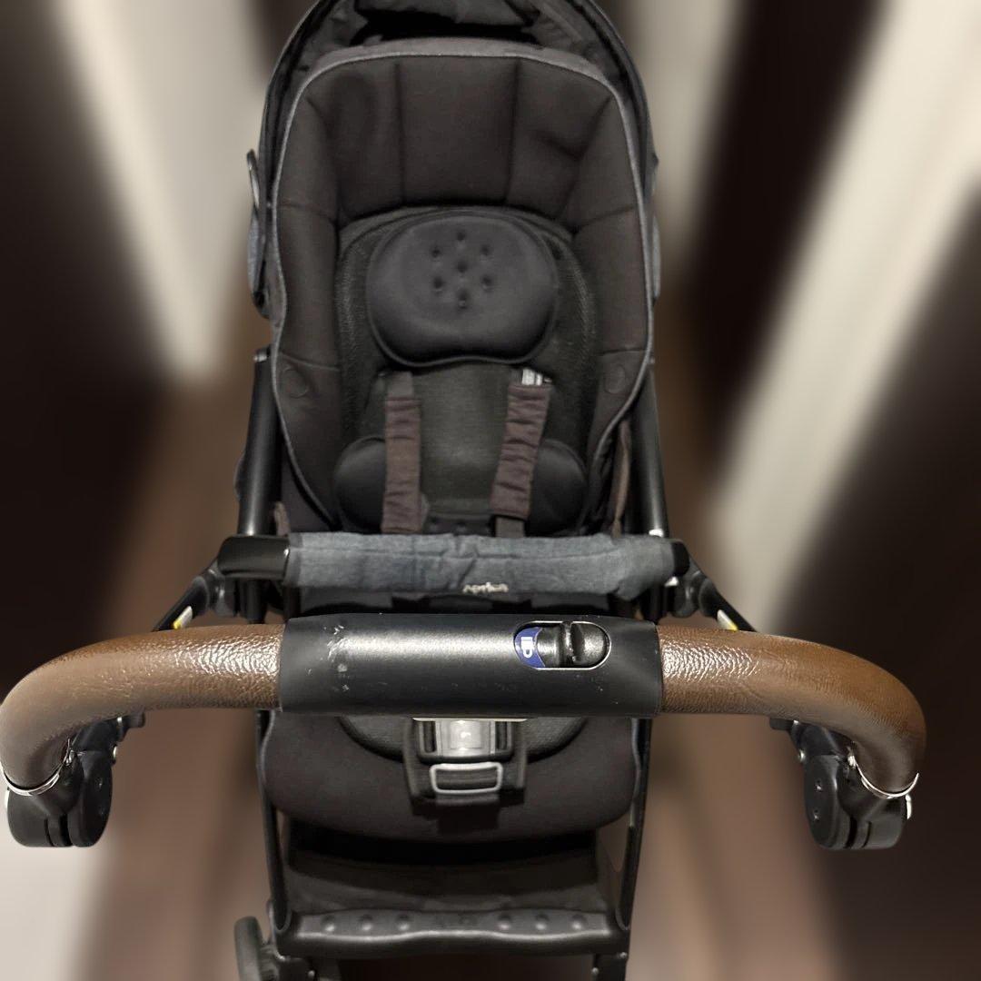 Aprica ベビーカー ブラック　値下げしました！！