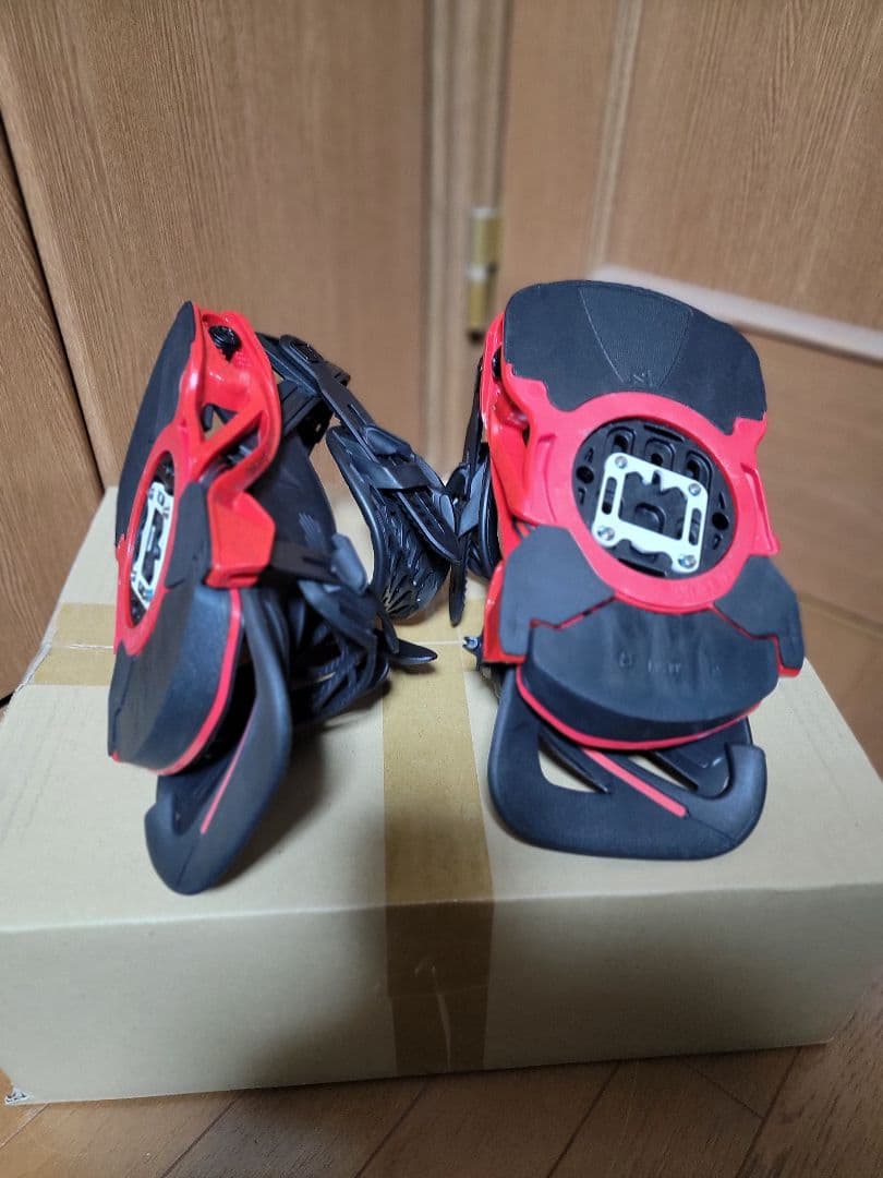 SALOMON HOLOGRAM ホログラム　M