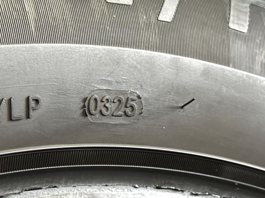 タイヤ・ホイール (537)(2)225/60R18 GRIPMAX STATURE H/T300