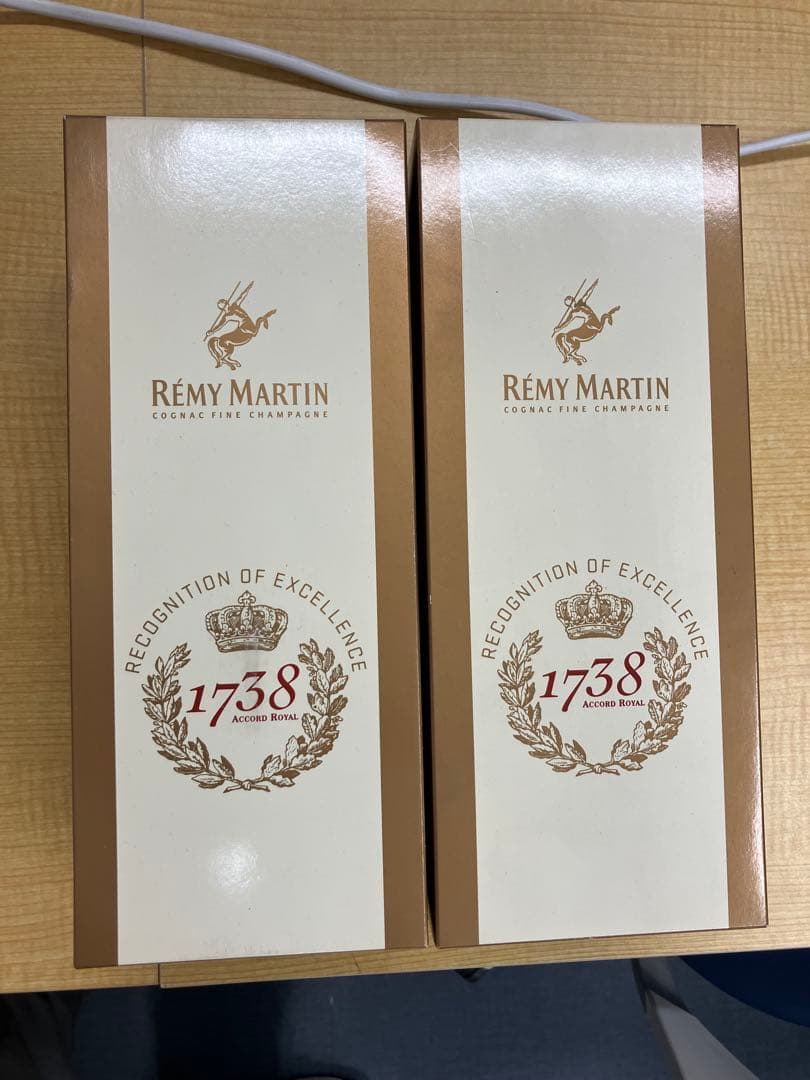 レミーマルタン 1738 コニャックギフト箱　2個セット訳あり