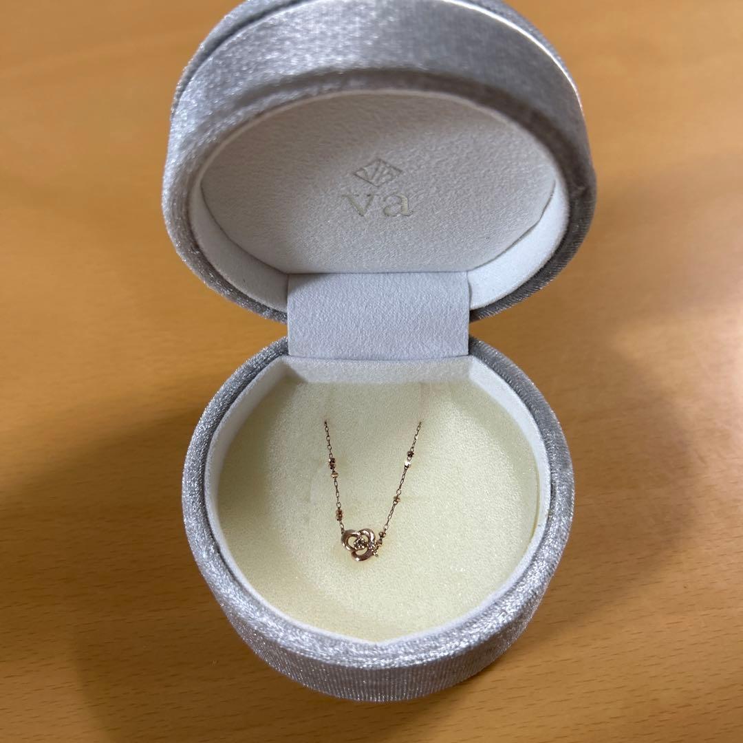 ヴァンドームアオヤマ　花モチーフ ブレスレット