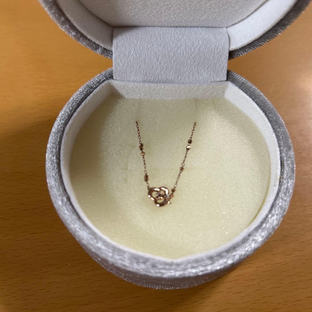 ヴァンドームアオヤマ　花モチーフ ブレスレット