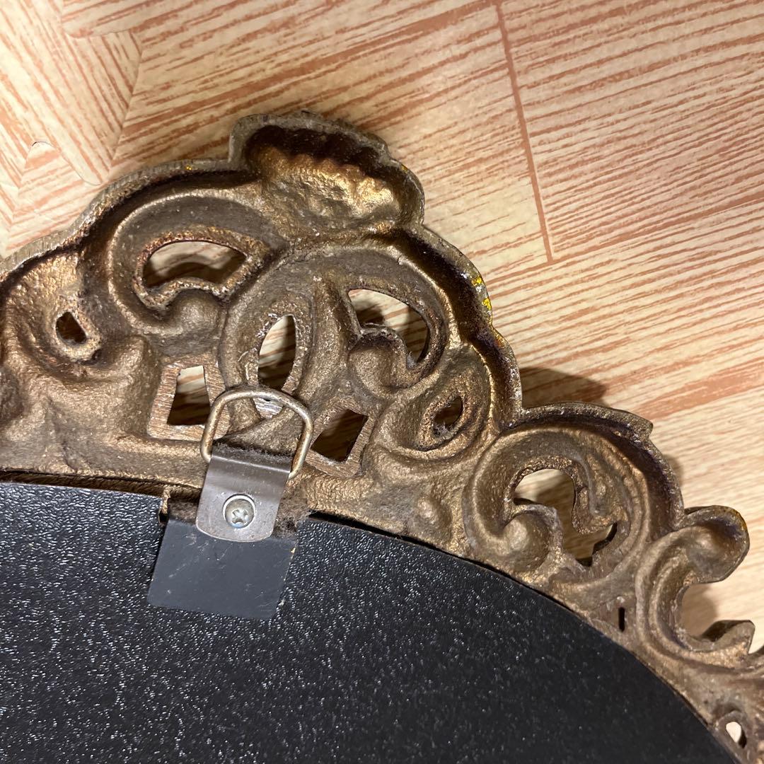 大幅お値下げ中。アンティークミラー　金属製　高級　壁掛け鏡