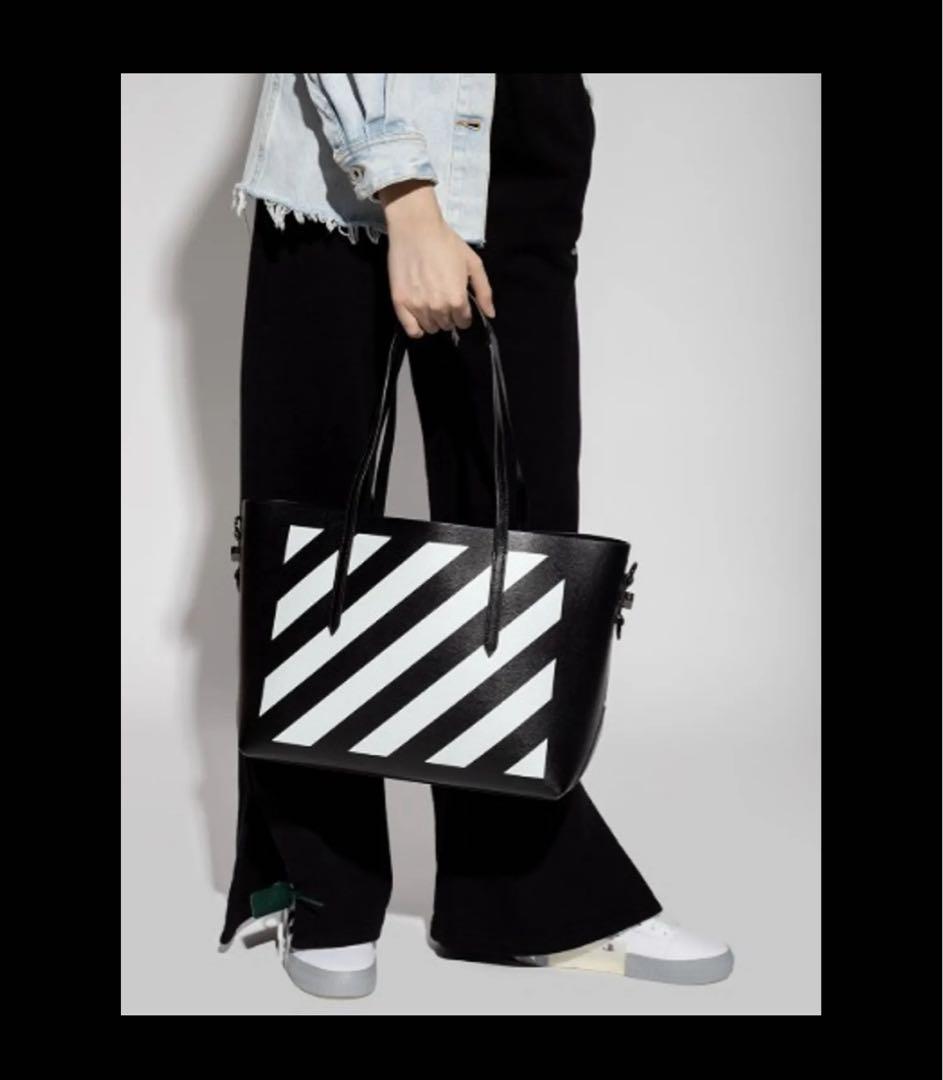 off white トートバッグ