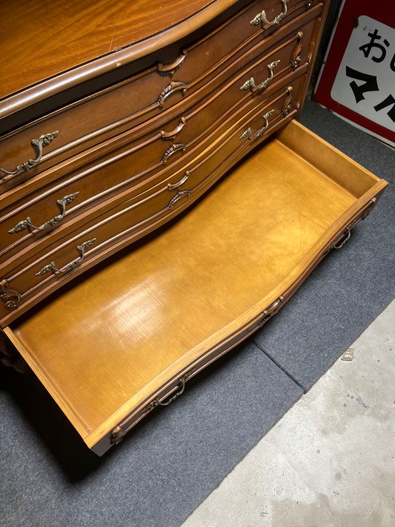 ☆中古☆猫脚 チェスト　収納家具 4ドロアー　アンティーク調 4段引き出し中古品