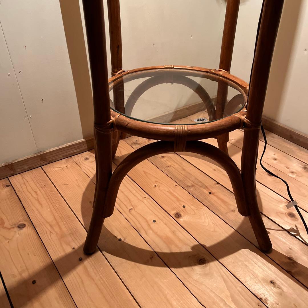 古家具 ビンテージ品◾️籐ラタンフレーム 間接照明 ガラス天板付き ライト ランプ