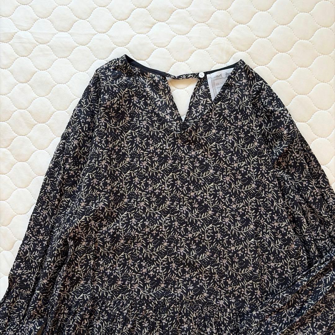 【24SS美品】定価2.3万円✴︎BEARDSLEY プリントギャザーワンピース