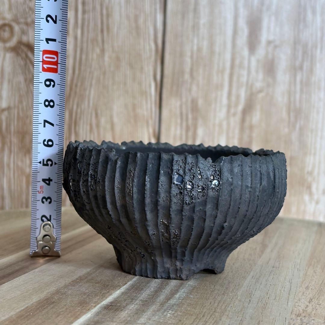 小野瀬一さん　しのぎ　陶器鉢　植木鉢