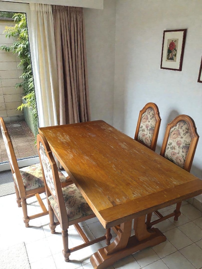 ​【英国アンティーク調】ダイニングチェア ゴブラン織 花柄 鋲打ち 木製　1/4