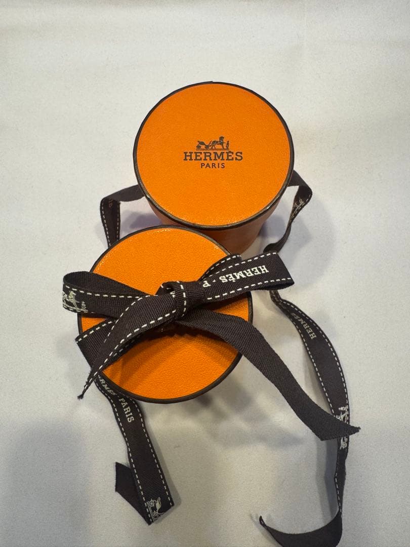タグ付き未使用品　HERMES ツイリー　2本セット
