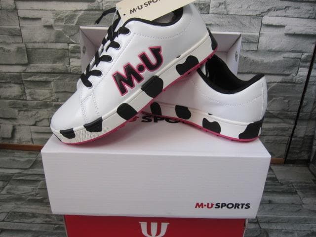 MU SPORTS ◆24.0cm WH ダルメシアン柄スパイクレスシューズ