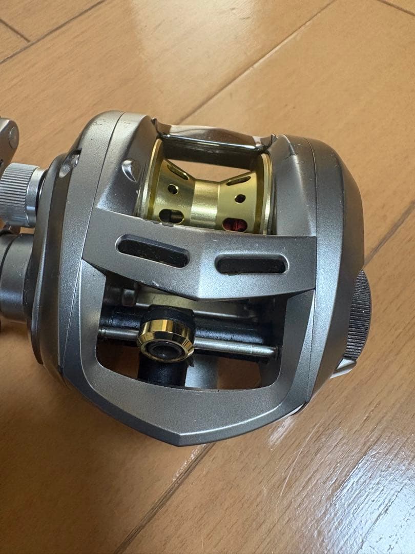 ダイワアルファス103タイプFです。