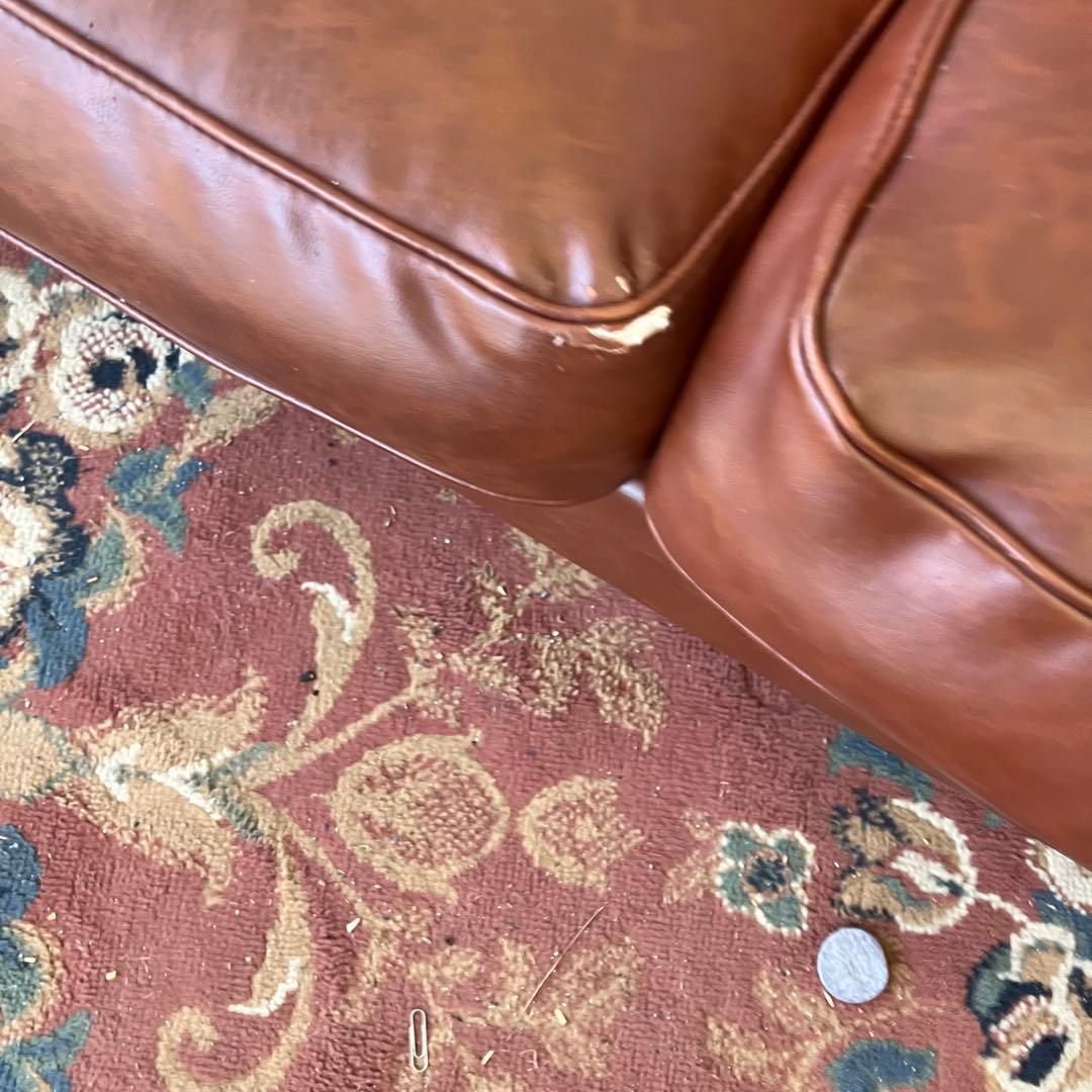 昭和レトロ オールドカリモク 古家具 三人掛けレザーソファー アームチェア 装飾