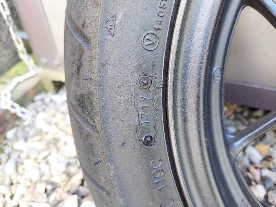 グロム125 ホイールとタイヤの前後セット