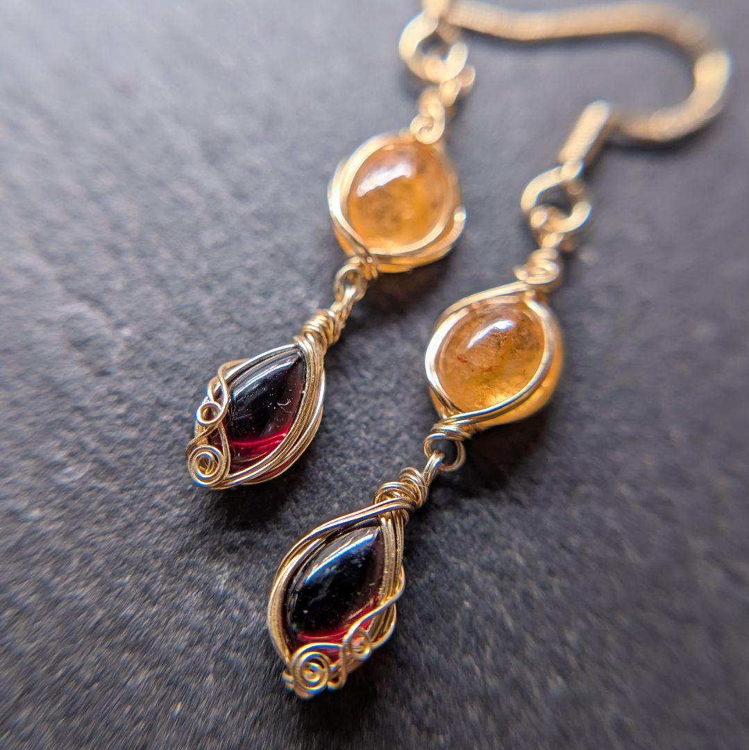 スペサルティン×ヘソナイトガーネットのピアス　14kgfワイヤーラップ