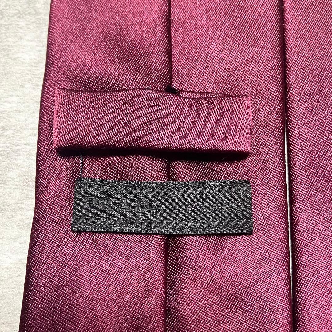 美品　PRADA プラダ　ナロータイ　光沢感　ソリッド　無地　ロゴ　イタリア製