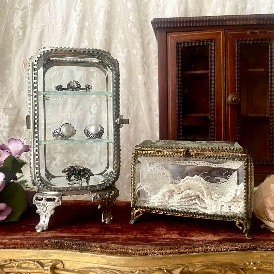 ガラスジュエリーケース　現行品　検フランスアンティーク　アクセサリーボックス