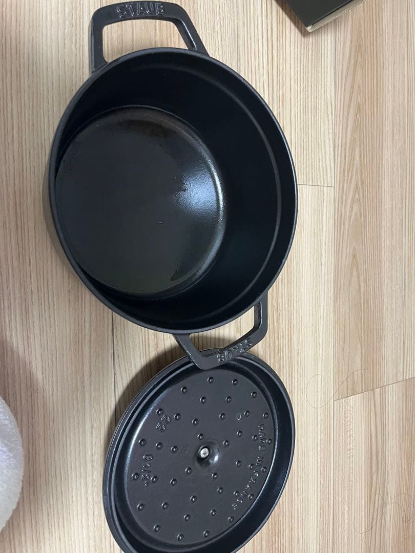 ストウブ(Staub)鍋