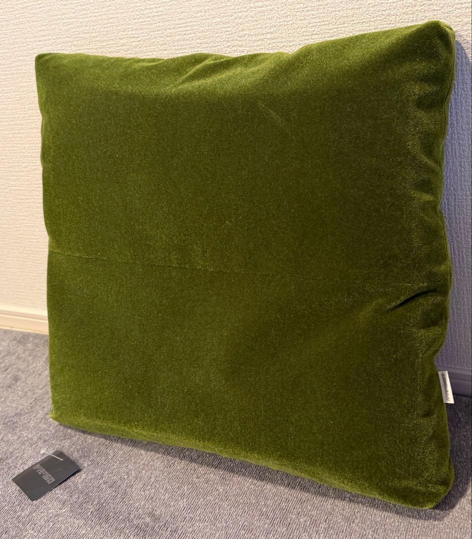 正規品　カリモク60 ロビークッション モケットグリーン