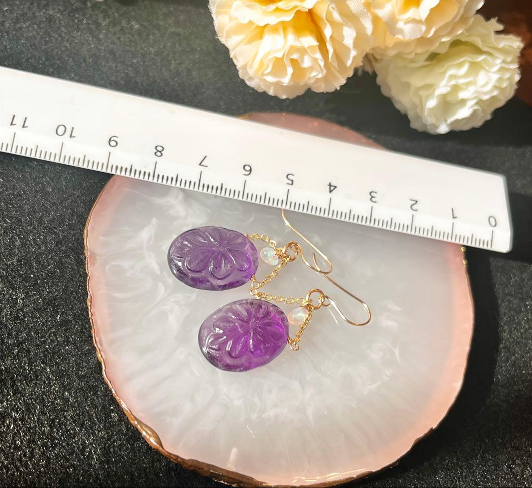 アメジストのカービングピアス