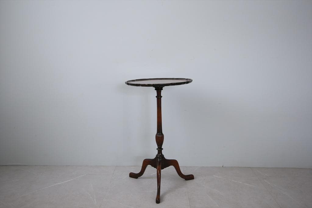 英国アンティーク木製ワインテーブル/サイドテーブル/丸机/飾り棚(89-102)