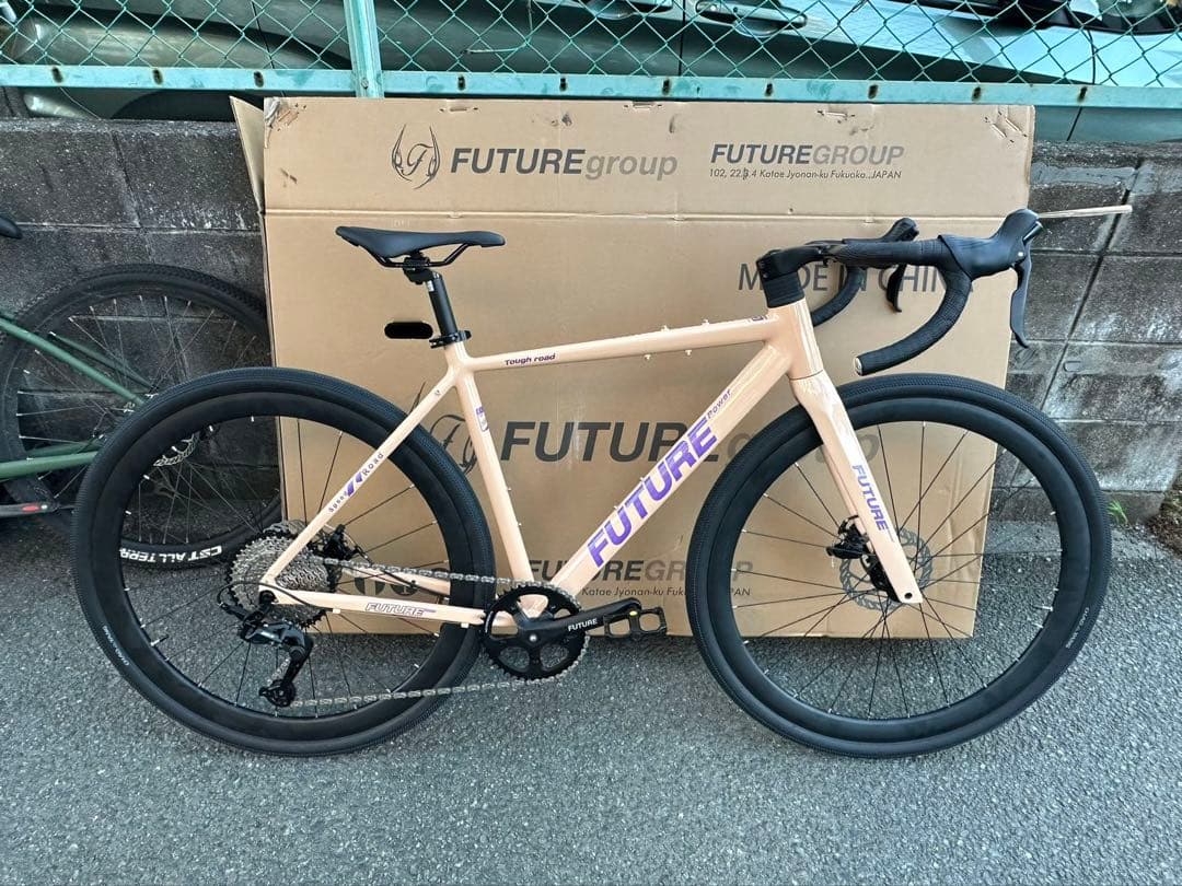 FUTURE BIKEグラベルロード