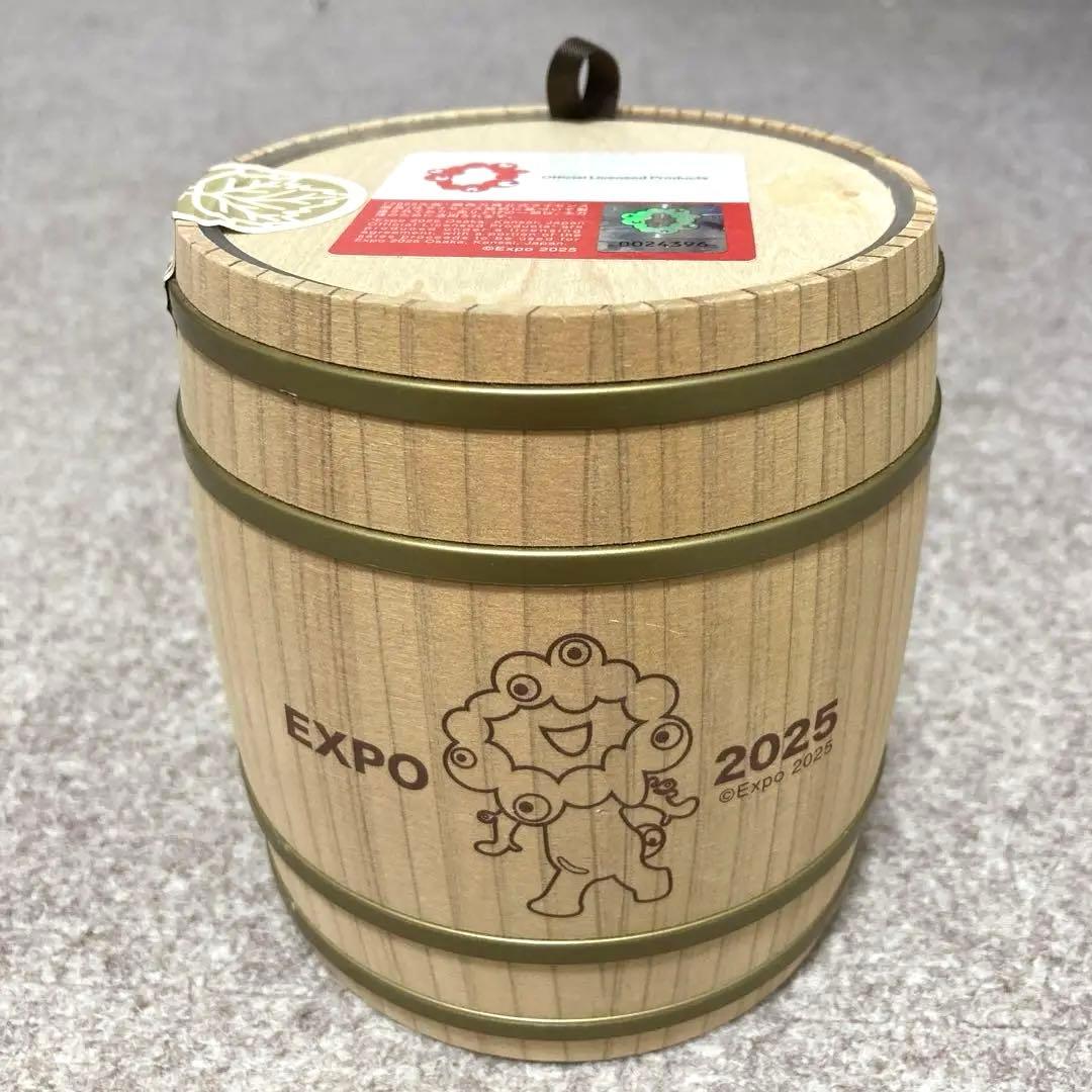 【大阪万博公式】ステッカー　お菓子の外箱　樽　小物入れ　ペン立て　ミャクミャク
