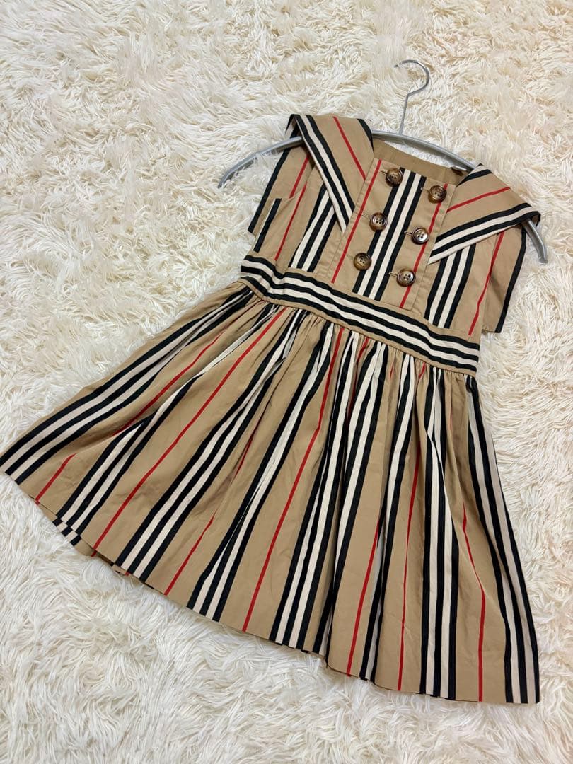 美品　バーバリー　4y104cm ノースリーブワンピース