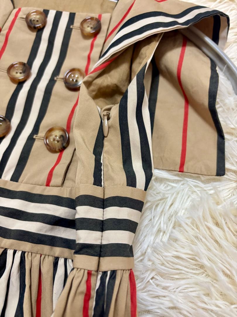 美品　バーバリー　4y104cm ノースリーブワンピース