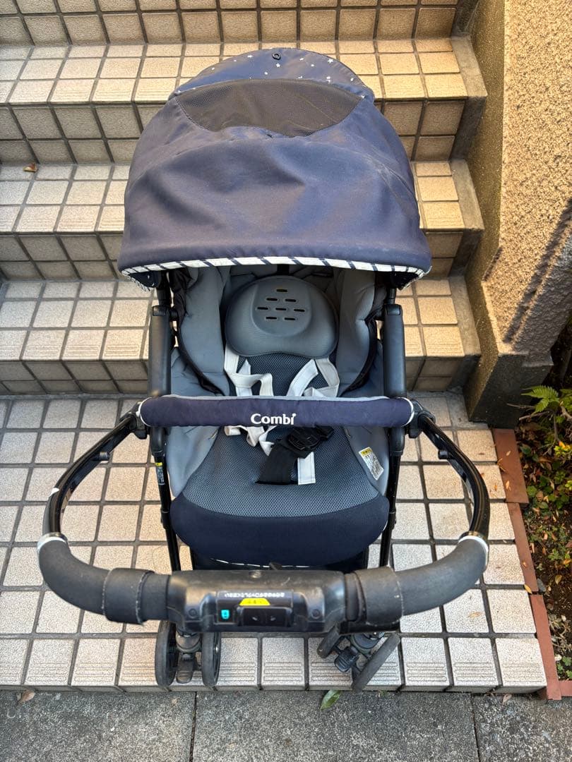 Combi 折りたたみベビーカー スゴカルa 4キャス　Light ネイビー