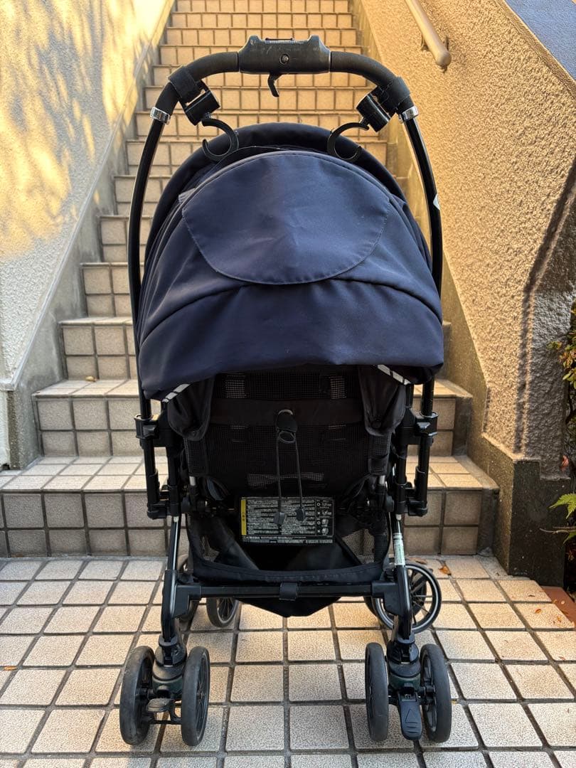 Combi 折りたたみベビーカー スゴカルa 4キャス　Light ネイビー