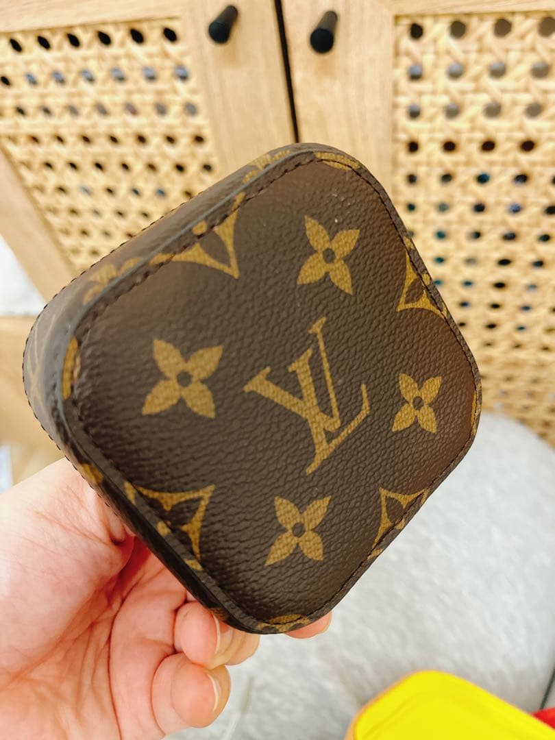 【正規品】Louis Vuitton ケース ブラウン/イエロー