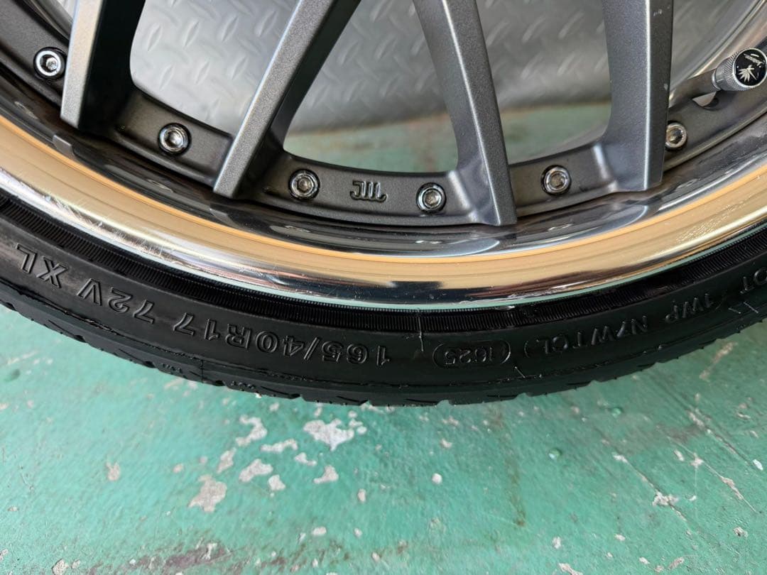MAVEVICKブランド 165/40R17 4本セット。
