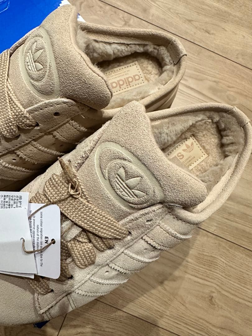 adidas スリッポン　日本未発売