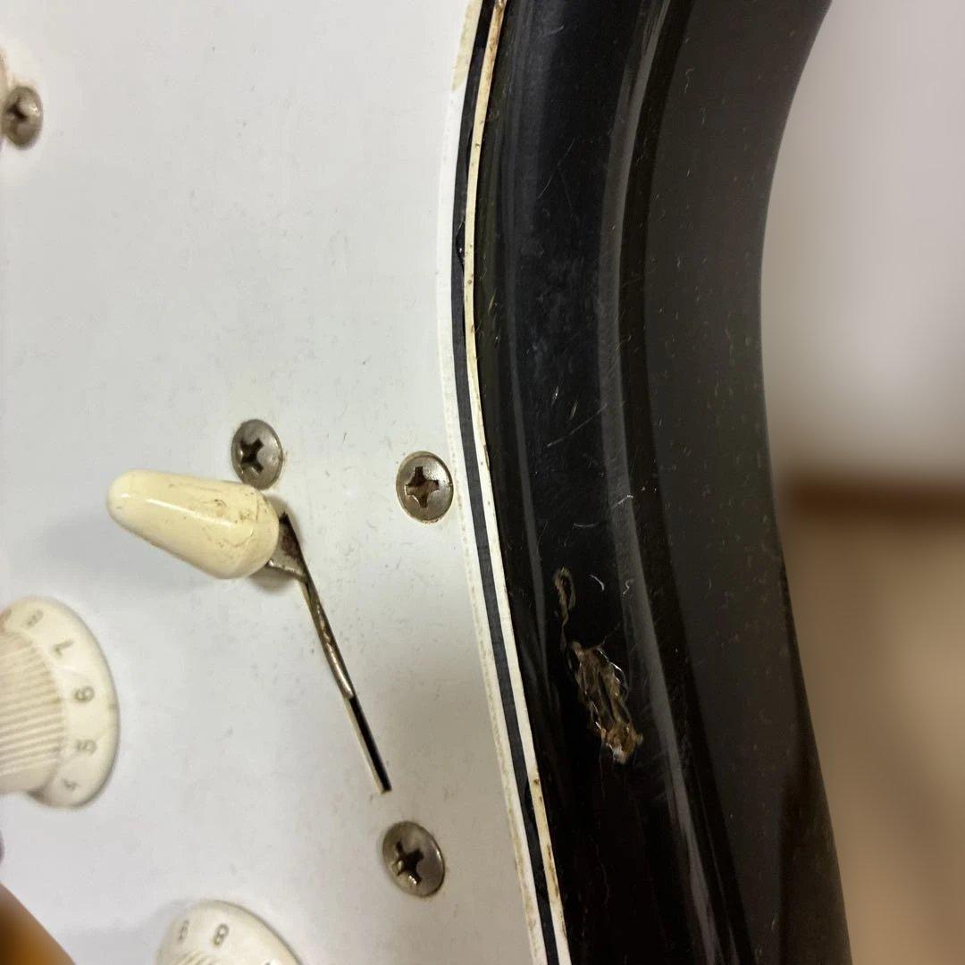 ト*ル様 Squier Stratocaster サンバースト　made in